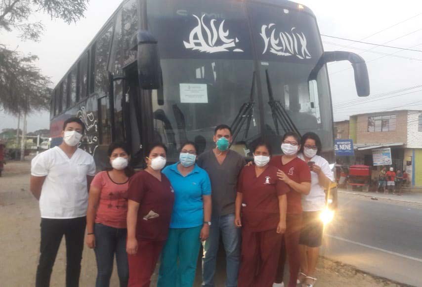Emtrafesa traslado a personal medico de la Gerencia Regional de Salud de Lambayeque.